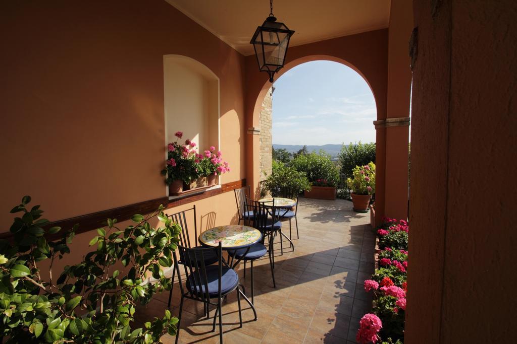 Hotel Windsor Savoia Assisi Exterior foto